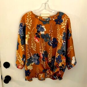 Easel Floral Top